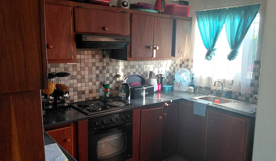 2 Bedroom Property for Sale in Pellissier Free State